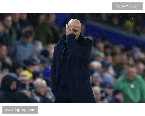 萨拉赫在斯洛特执教下状态回暖,展现出令人瞩目的竞技表现 萨拉赫在斯洛特执教下状态回暖,展现出令人瞩目的竞技表现