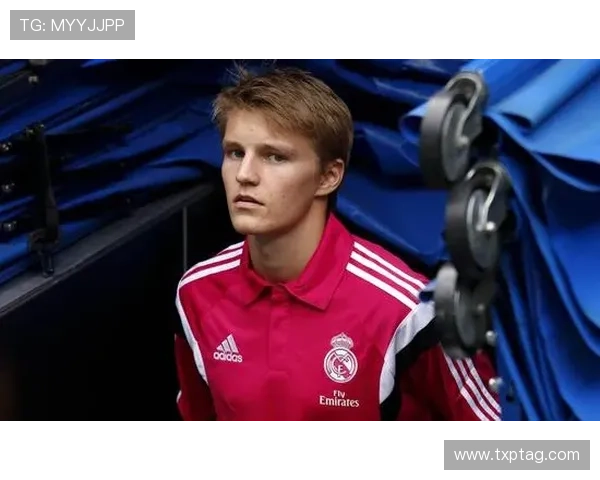 从天才少年到成熟核心：厄德高的荣誉与成长